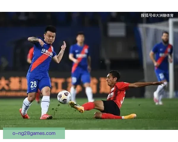 南京队在冲超关键战中失利遗憾错失晋级中超机会痛心无奈