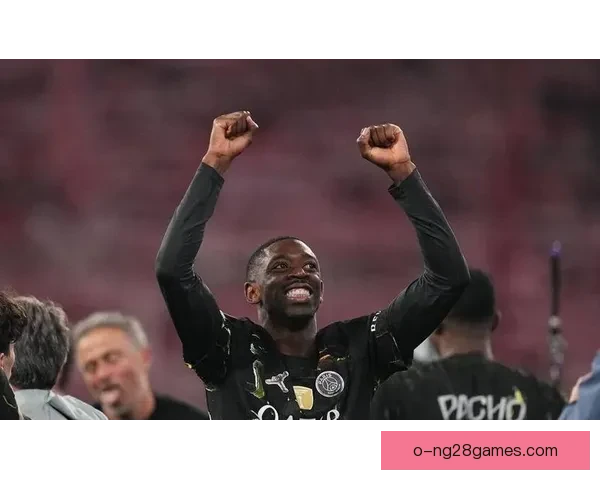 登贝莱对阵曼联英超比赛中进攻端贡献深度分析研究与球队胜负影响评估 登贝莱对阵曼联英超比赛中进攻端贡献深度分析研究与球队胜负影响评估